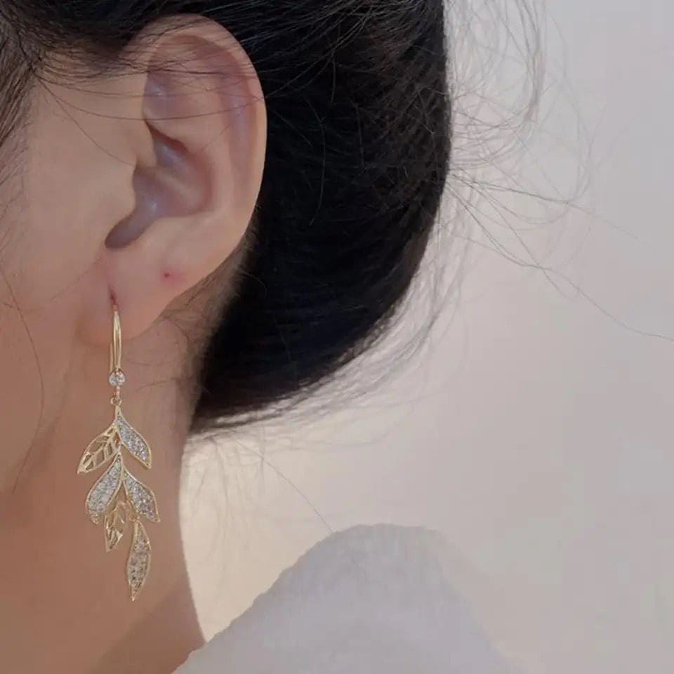 Classics Leaf Drop Earring, Zircon Leaf Earrings For Women, Exquisite Long Tassel Drop Earring, Luxury Leaf Tessel Earring Classics Leaf Drop Earring, Zircon Leaf Earrings For Women, Exquisite Long Tassel Drop Earring, Luxury Leaf Tessel Earring